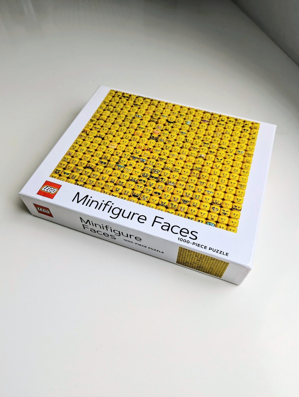 LEGO Minifigure Faces 1000-Piece Jigsaw Puzzle – Complete